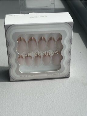 Golden Hour Short Almond Press-On Nails - Rose Gold Tip